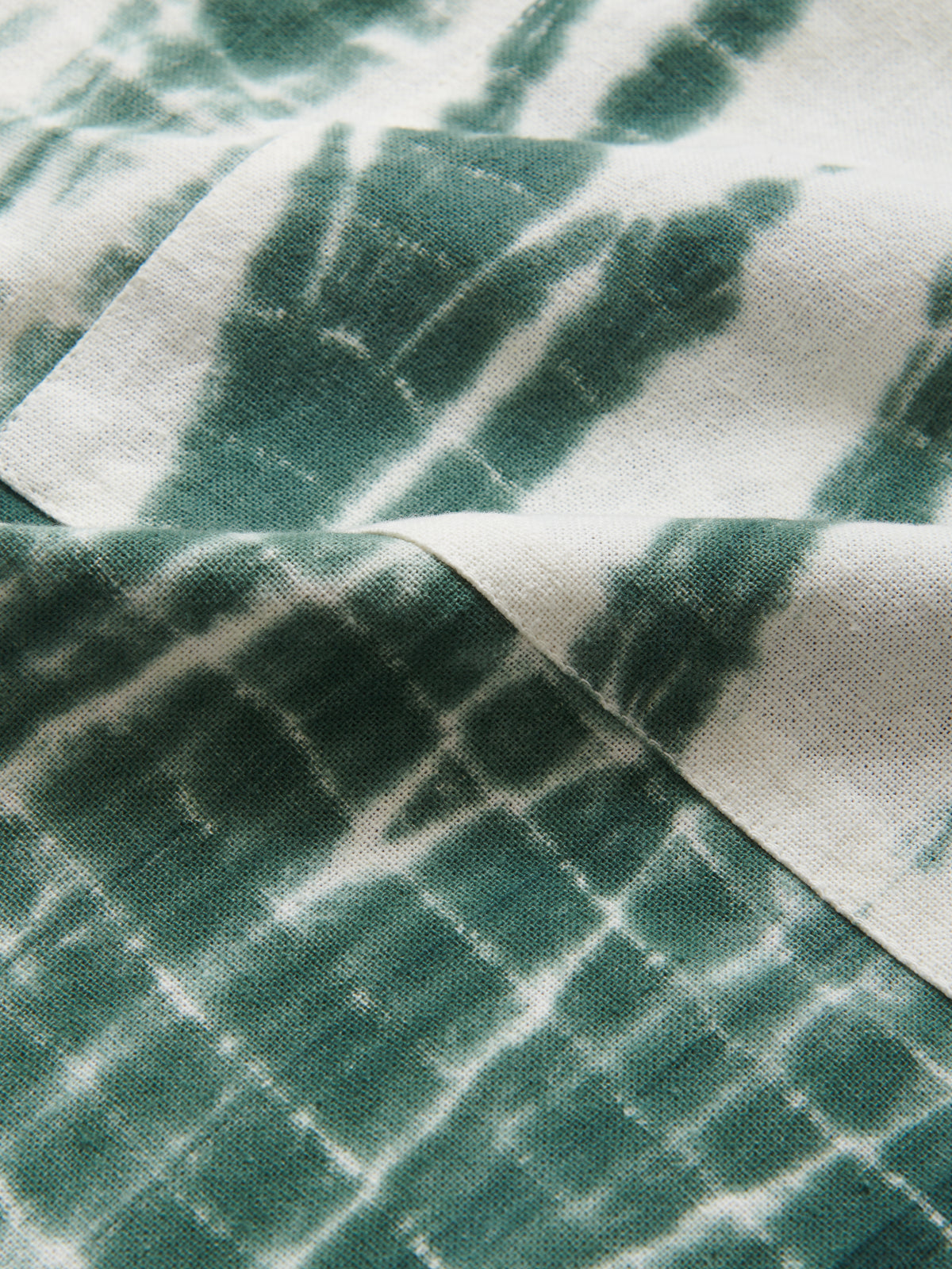 Es Cubells Cotton Shorts in Green Tie-Dye