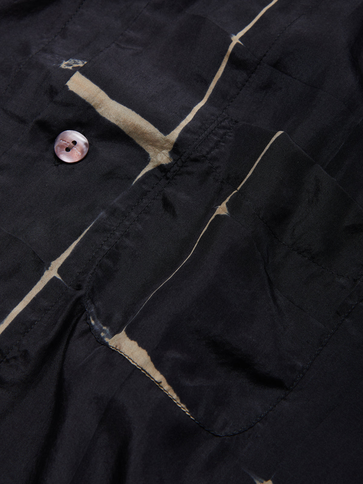 Paraiso Silk Shirt in Black and Sand