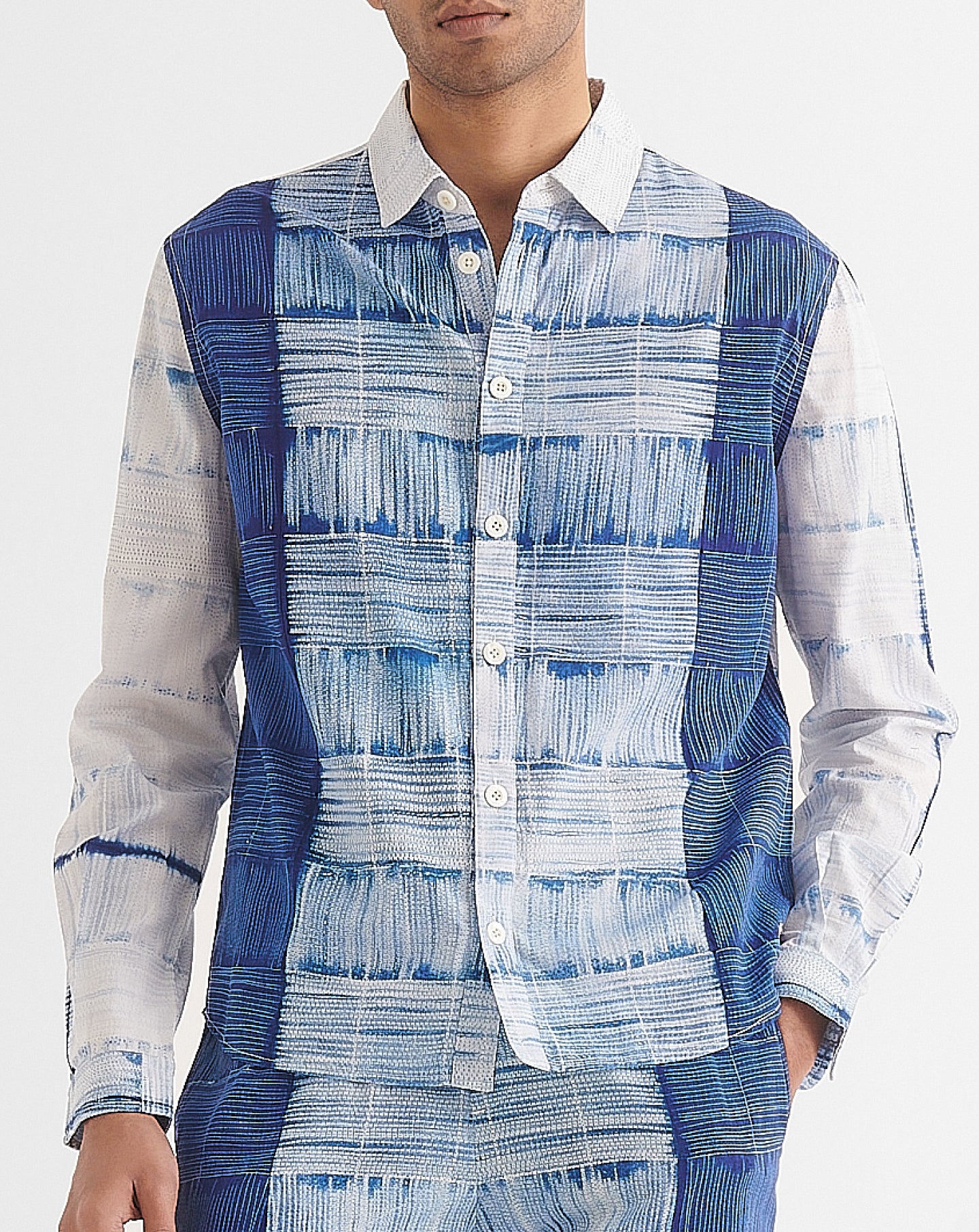 Holbox Relaxed Fit Shirt in White and Blue Tie-Dye